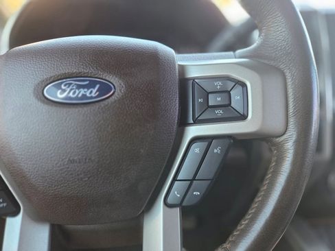 Used 2020 Ford F350 King Ranch w/ King Ranch Ultimate Package AWD/4WD image 18