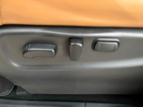 Used 2016 INFINITI QX80 2WD w/ Signature Edition Package image 15