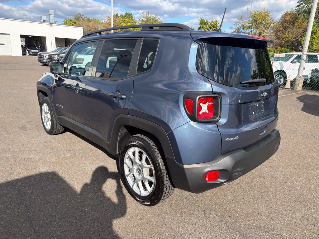 Used 2020 Jeep Renegade Latitude w/ Cold Weather Group AWD/4WD image 4