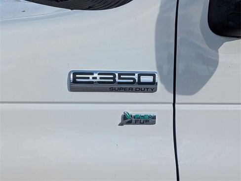 Used 2014 Ford E-350 and Econoline 350 Super Duty image 4
