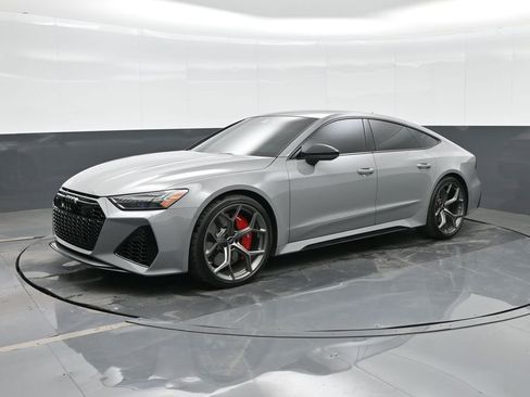 Used 2026 Audi RS 7 Performance image 1