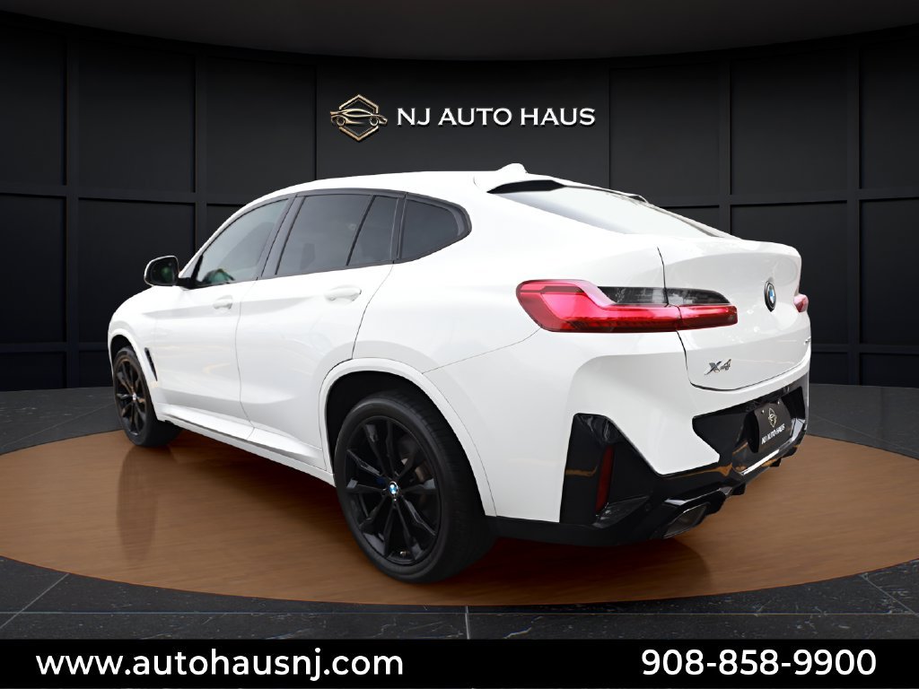 Used 2022 BMW X4 xDrive30i w/ Premium Package Essential AWD/4WD image 12