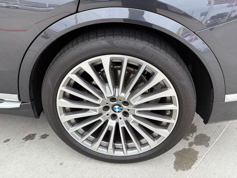 Used 2021 BMW X7 xDrive40i w/ Premium Package 2 image 24