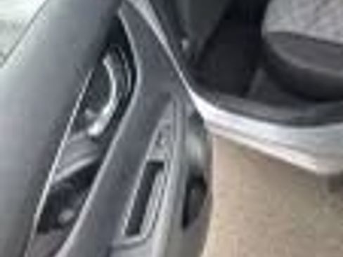 Used 2022 Nissan Rogue Sport SV AWD/4WD image 19