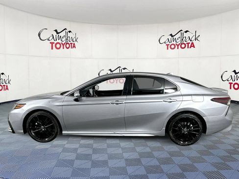 Used 2023 Toyota Camry XSE FWD image 4