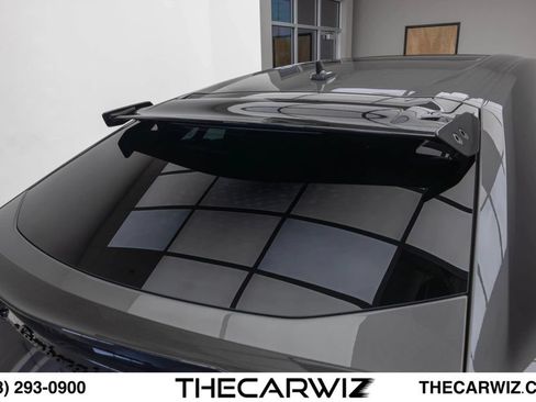 Used 2023 Lamborghini Urus Performante AWD/4WD image 27