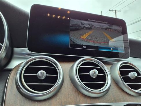 Used 2020 Mercedes-Benz C 300 4MATIC Sedan image 19