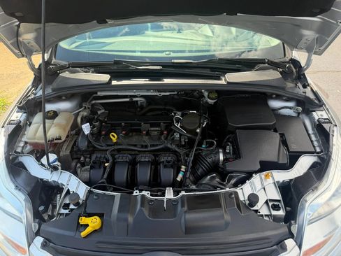 Used 2014 Ford Focus SE w/ Equipment Group 201A FWD image 27