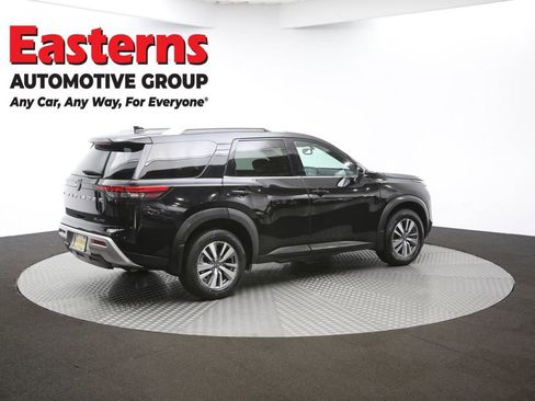 Used 2022 Nissan Pathfinder SL image 44