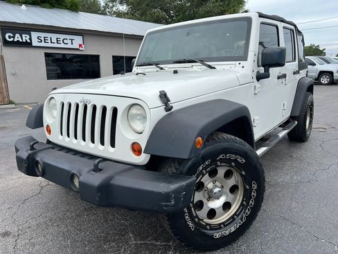 Used 2009 Jeep Wrangler Unlimited X RWD image 1