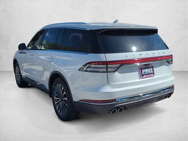 Used 2024 Lincoln Aviator 2WD w/ Premium Package image 7