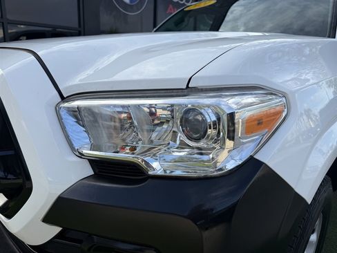 Used 2021 Toyota Tacoma SR RWD image 9