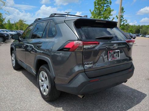 Certified 2021 Toyota RAV4 LE FWD image 4