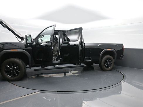 Used 2024 GMC Sierra 3500 AT4 w/ Technology Package image 53