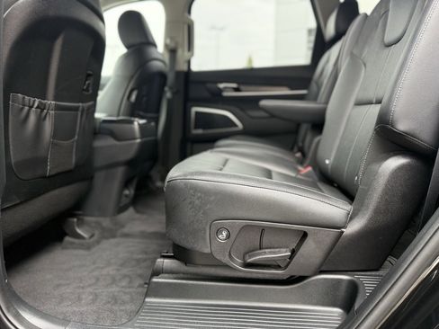Used 2021 Kia Telluride EX w/ EX Premium Package image 14