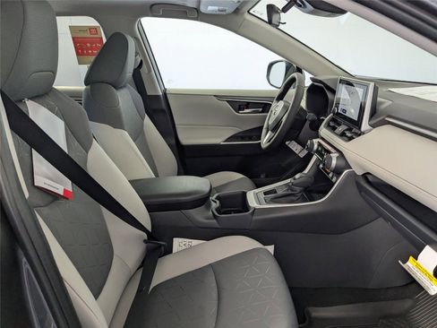 New 2025 Toyota RAV4 XLE image 23