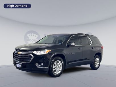 Used 2020 Chevrolet Traverse LT w/ Driver Confidence II Package
