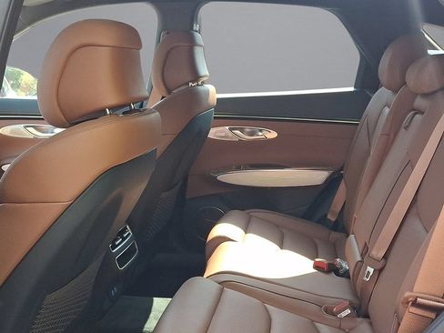 New 2026 Genesis GV70 2.5T Advanced AWD/4WD image 14