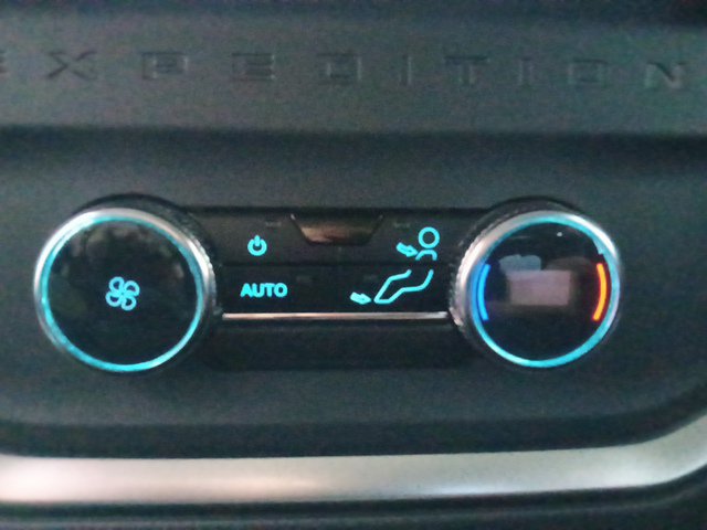 New 2026 Ford Expedition Active AWD/4WD image 30