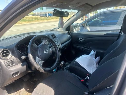 Used 2013 Nissan Versa SV w/ Convenience Pkg FWD image 6