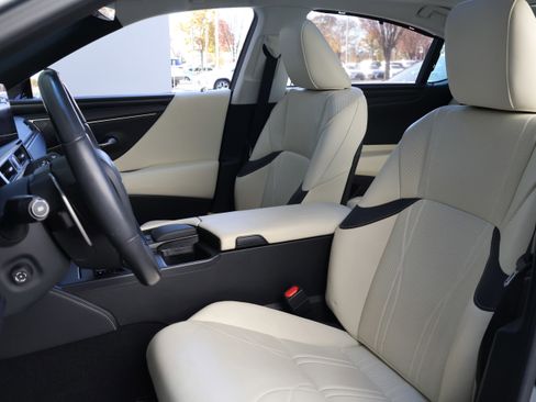 Used 2022 Lexus ES 350 Ultra Luxury image 33