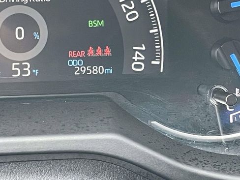 Used 2025 Toyota RAV4 XLE image 36