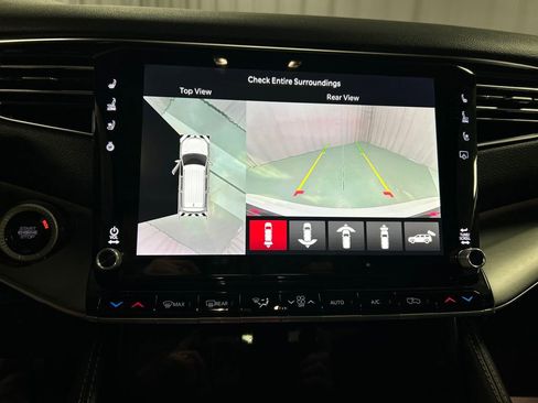 New 2026 Jeep Grand Wagoneer 4WD image 16