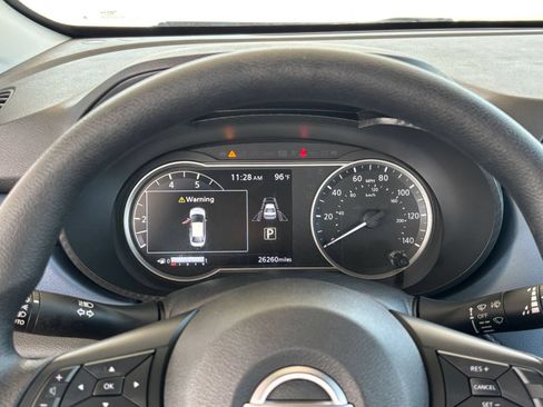 Used 2025 Nissan Versa SV FWD image 38