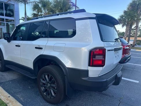 Used 2025 Toyota Land Cruiser w/ Premium Package image 19