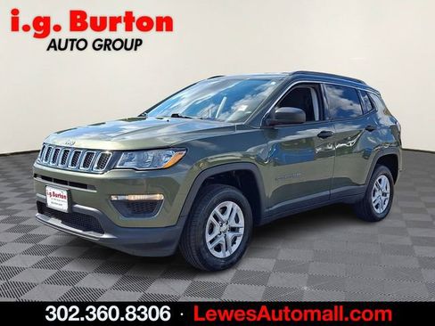 Used 2021 Jeep Compass Sport image 3