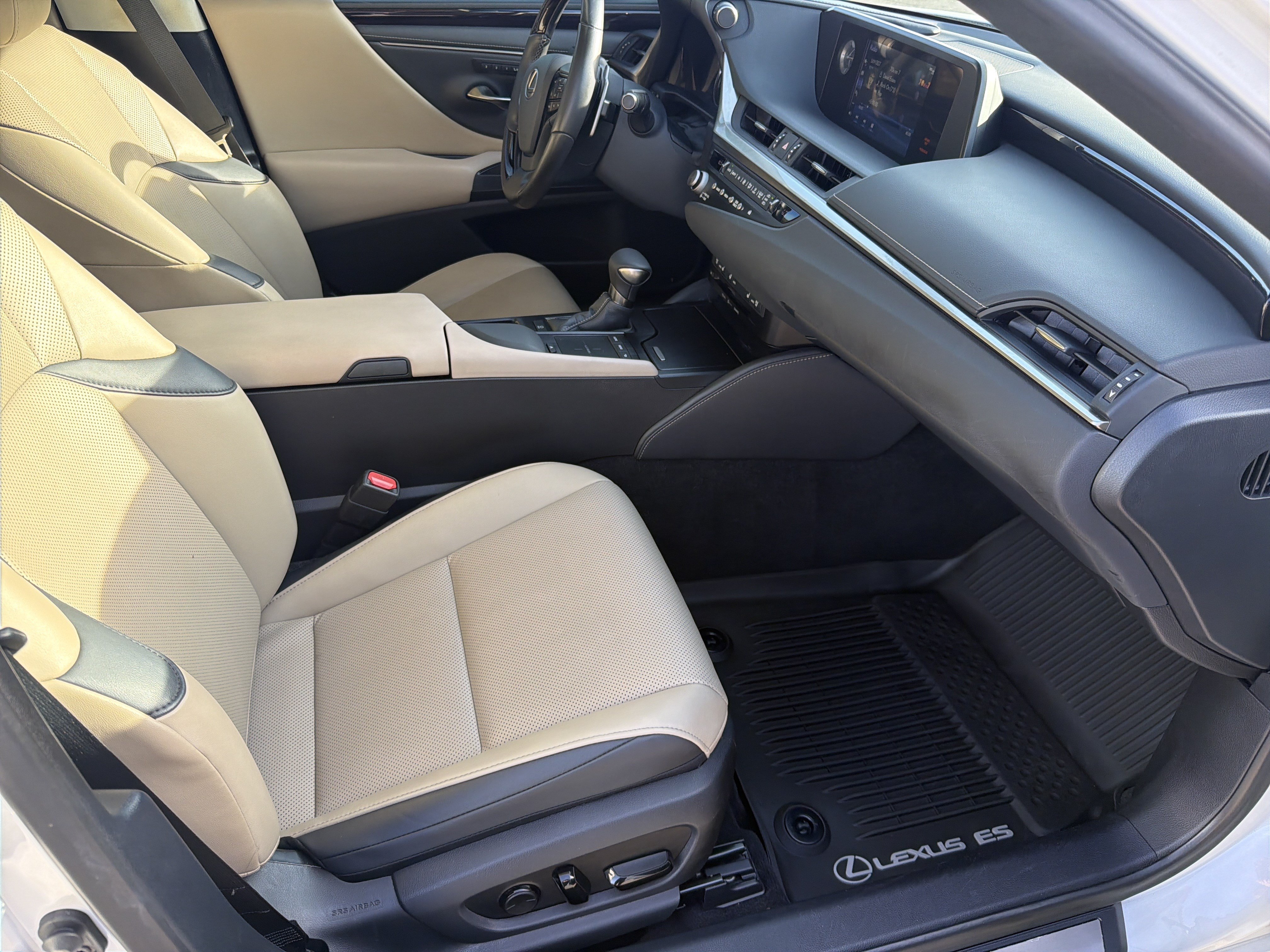 Used 2021 Lexus ES 350 w/ Premium Package FWD image 23