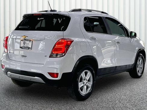 Used 2017 Chevrolet Trax LT w/ LT Convenience Package AWD/4WD image 6