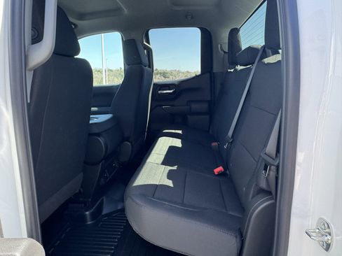 New 2026 Chevrolet Silverado 1500 W/T image 7