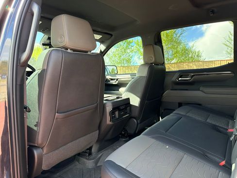 Used 2022 Chevrolet Silverado 1500 ZR2 w/ Technology Package image 22