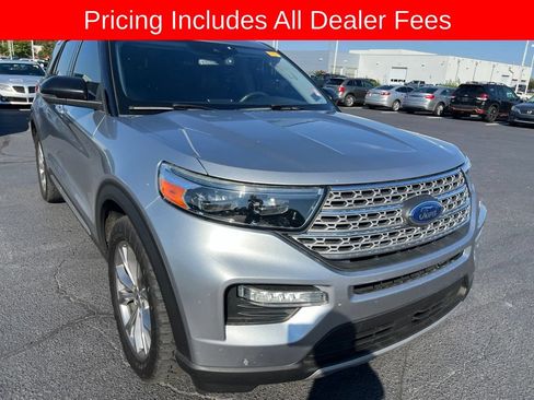 Used 2021 Ford Explorer Limited w/ Equipment Group 301A RWD image 12