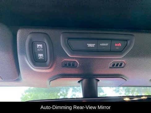 Used 2020 Jeep Wrangler Unlimited Sahara AWD/4WD image 16