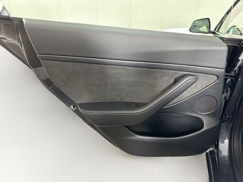 Used 2023 Tesla Model 3 Standard Range RWD image 25