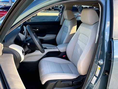 New 2026 Honda HR-V LX image 9