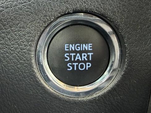 Used 2024 Toyota 4Runner Limited AWD/4WD image 23