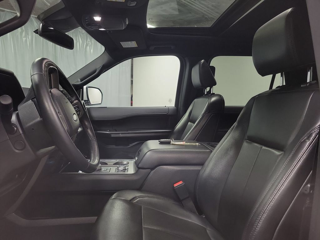 Used 2021 Ford Expedition XLT AWD/4WD image 15