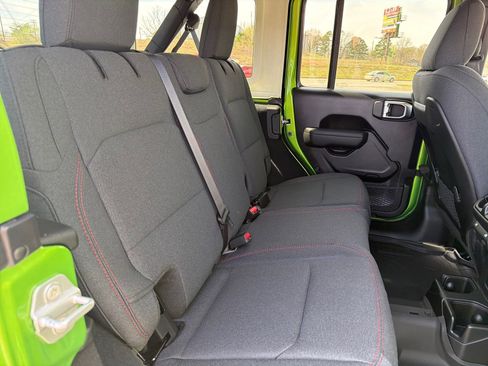 New 2026 Jeep Wrangler Unlimited Rubicon image 18