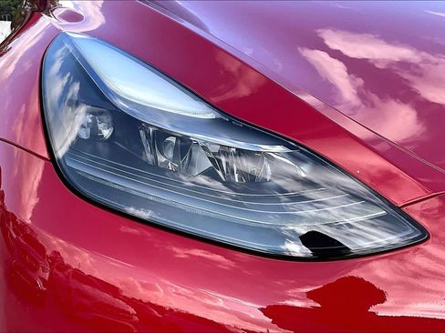 Used 2022 Tesla Model Y Performance image 26