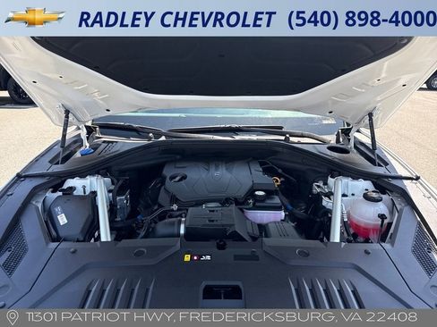 Used 2025 Genesis GV70 2.5T AWD/4WD image 18