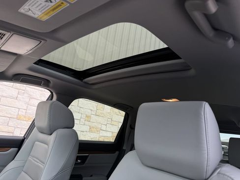 Used 2017 Honda CR-V Touring image 24