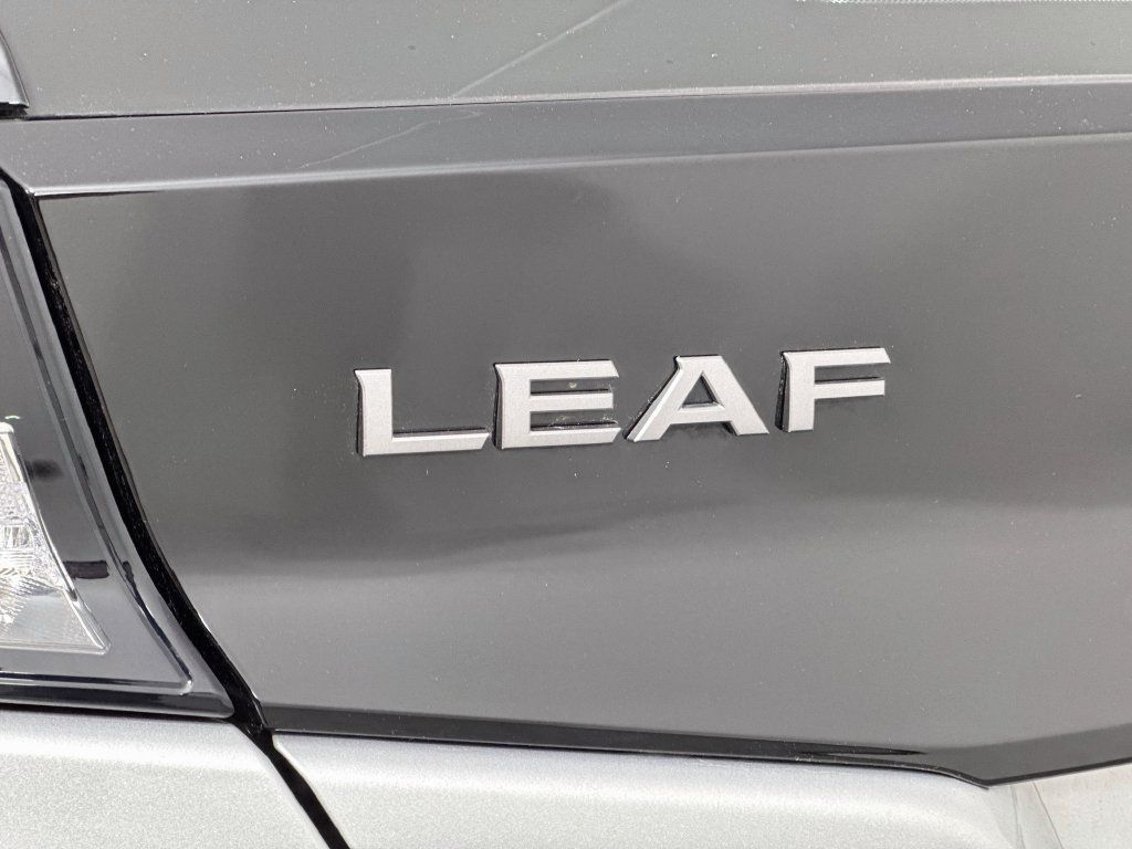 Used 2025 Nissan Leaf S FWD image 10