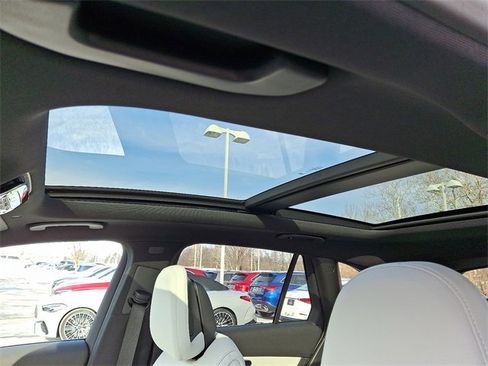 New 2026 Mercedes-Benz GLC 300 GLC 300 image 17