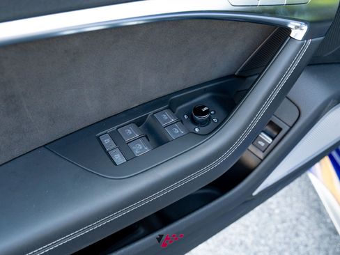 Used 2023 Audi RS 6 w/ Executive Package AWD/4WD image 30