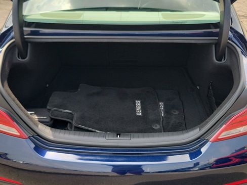 Used 2020 Genesis G70 3.3T RWD image 8