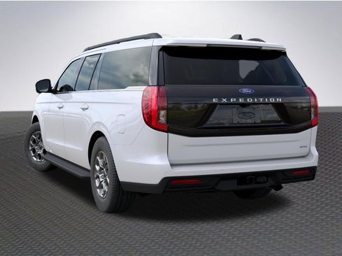New 2027 Ford Expedition Max Active RWD image 8