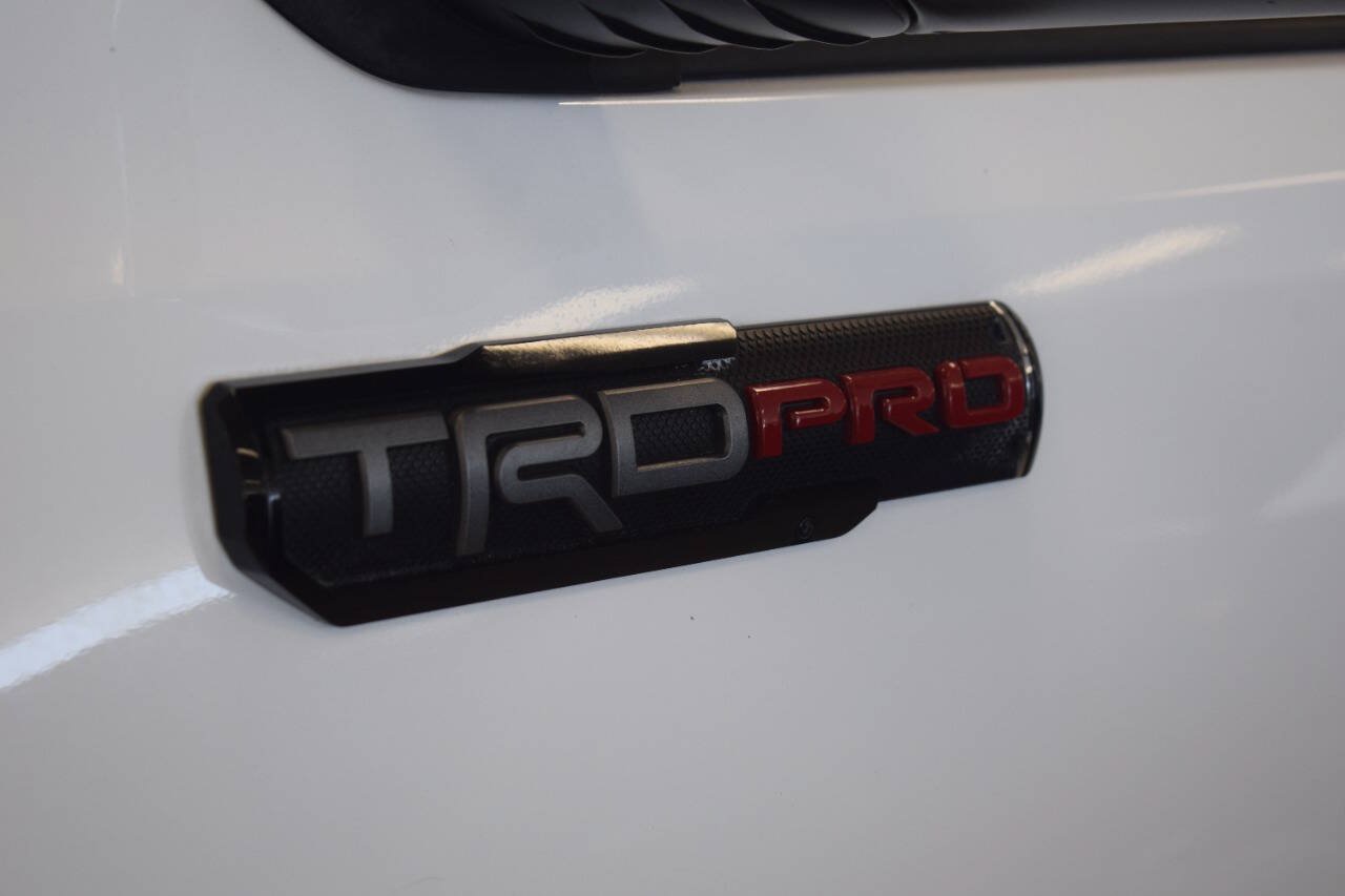 Used 2017 Toyota Tacoma TRD Pro AWD/4WD image 19